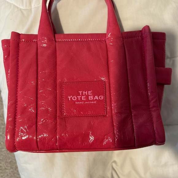 NEW Marc Jacobs The Shiny Crinkle Mini Tote Bag - Picture 4 of 5